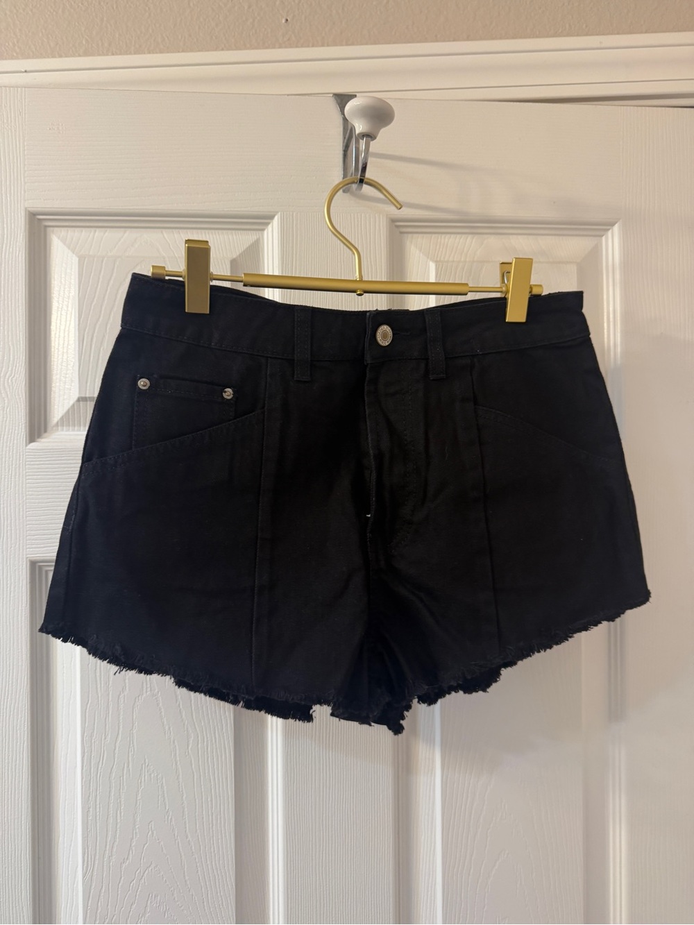 Forever 21 Black High Rise raw Hem Denim Shorts NWT